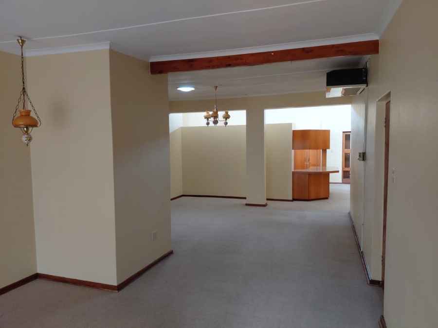 3 Bedroom Property for Sale in Pellissier Free State